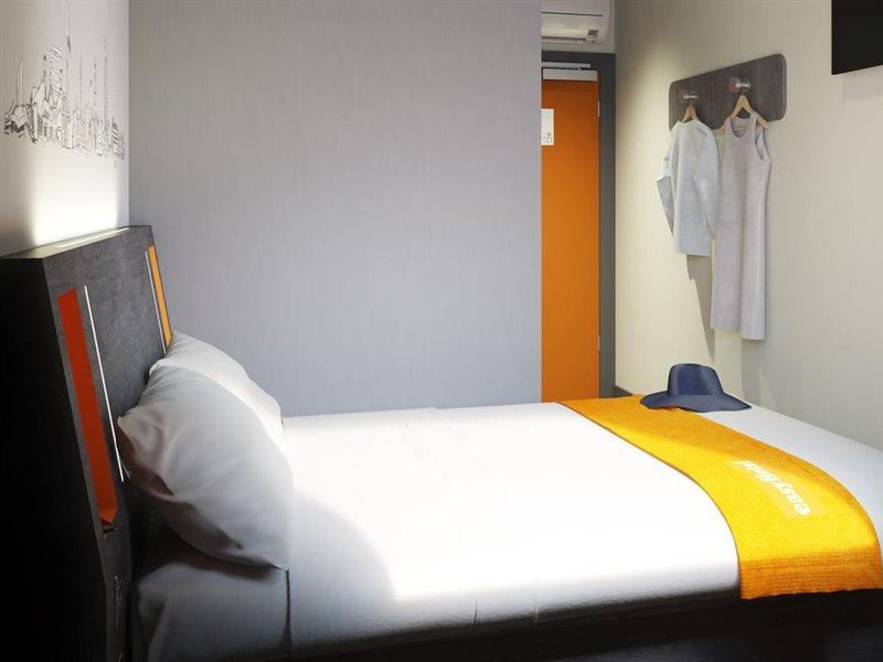 Easyhotel London City Shoreditch Εξωτερικό φωτογραφία